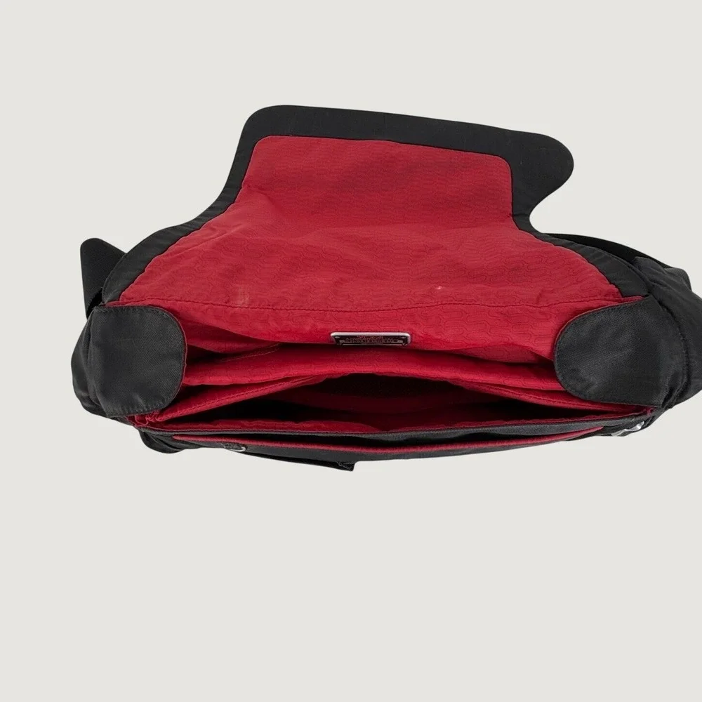 Tumi Messenger Bag Unisex Large Black 5112D Ballistic Nylon Red Lining Techwear